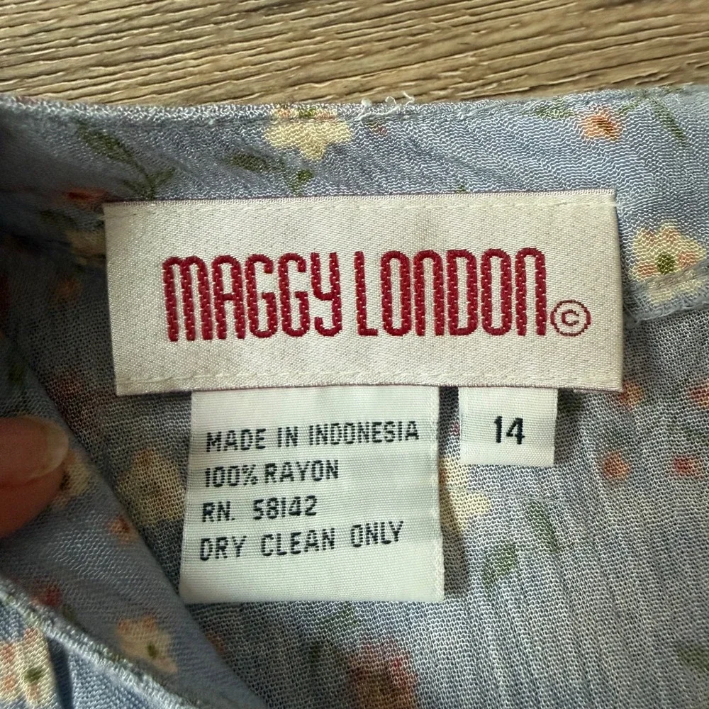 Maggy London Floral Maxi Dress Prairie Cottage Vintage | Blue | Size 14